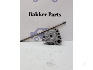 Begagnade Oljepump Volkswagen Golf VI (5K1) 2.0 GTI 16V Pris € 100,00 Marginaltabell erbjuds av Bakker Parts