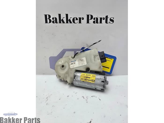 Gebrauchte Schiebedach Motor Peugeot 307 Break (3E) 2.0 16V Preis € 35,00 Margenregelung angeboten von Bakker Parts