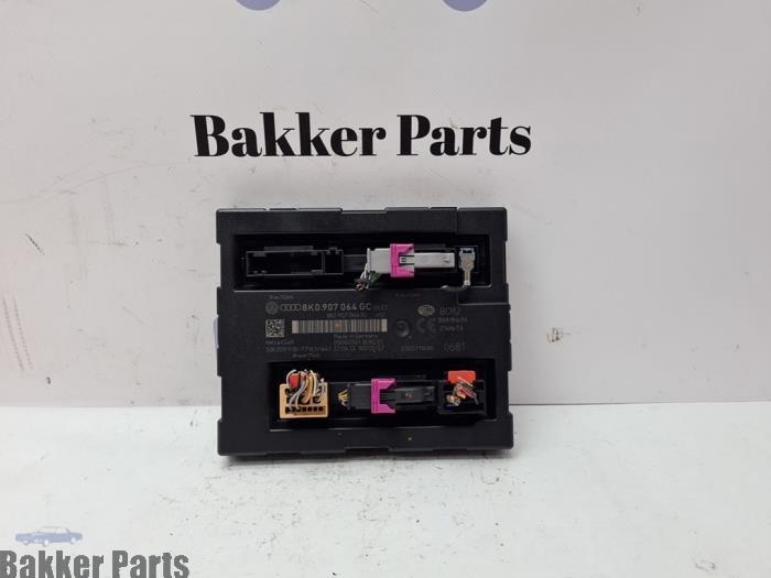 Used Body control computer Audi A4 Avant (B8) 2.0 TDI 16V Price € 100,00 Margin scheme offered by Bakker Parts