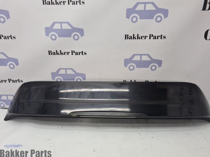Używane Spojler Saab 9-3 Sport Estate (YS3F) 1.9 TiD Cena € 75,00 Procedura marży oferowane przez Bakker Parts