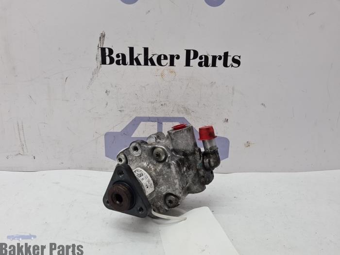 Usagé Pompe de direction Porsche Cayenne II (92A) 3.0 D V6 24V Prix € 175,00 Règlement à la marge proposé par Bakker Parts