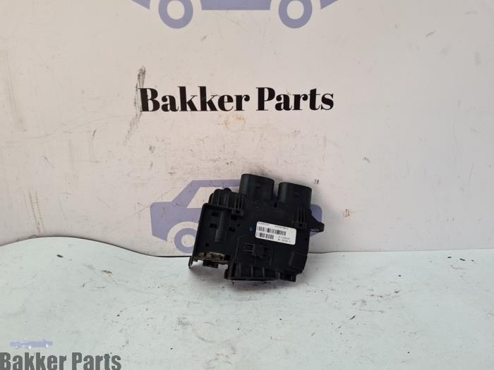 Gebrauchte Stromverteiler BMW X3 (F25) xDrive35i 3.0 24V Preis € 30,00 Margenregelung angeboten von Bakker Parts