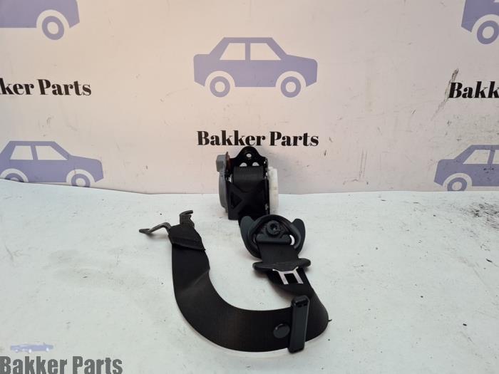 Begagnade Främre säkerhetsbälte, höger BMW X3 (F25) xDrive35i 3.0 24V Pris € 40,00 Marginaltabell erbjuds av Bakker Parts
