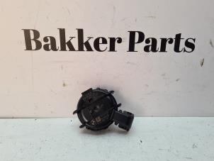 Begagnade Regnsensor BMW X3 (F25) xDrive35i 3.0 24V Pris € 45,00 Marginaltabell erbjuds av Bakker Parts