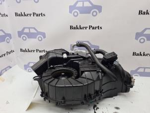 Begagnade Värmarhus Volkswagen Sharan (7N) 2.0 TDI 16V Pris € 250,00 Marginaltabell erbjuds av Bakker Parts