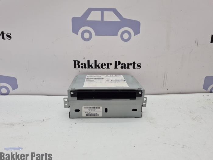 Używane Modul nawigacji Landrover Range Rover Evoque (LVJ/LVS) 2.0 eD 150 16V 5-drs. Cena € 400,00 Procedura marży oferowane przez Bakker Parts