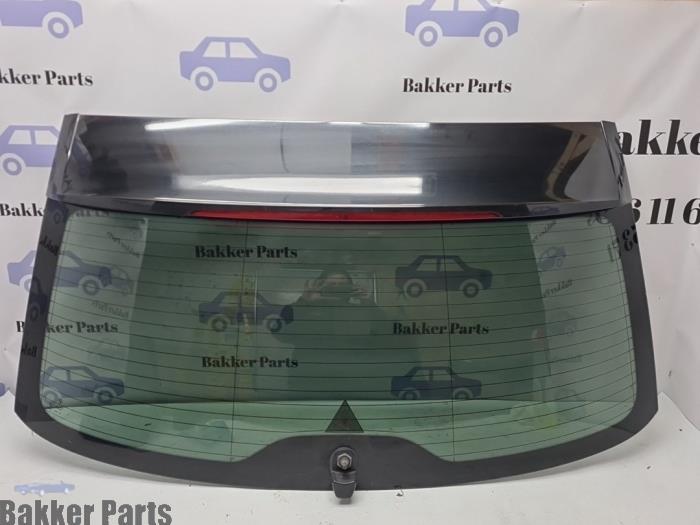 Usados Ventanilla detrás BMW 5 serie Touring (F11) 520d 16V Precio € 275,00 Norma de margen ofrecido por Bakker Parts