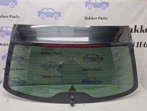 Używane Szyba tylna BMW 5 serie Touring (F11) 520d 16V Cena € 275,00 Procedura marży oferowane przez Bakker Parts