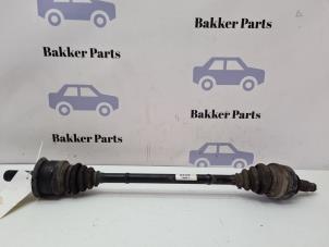 Begagnade Drivaxel, höger bak BMW 1 serie (F20) 116d 1.6 16V Efficient Dynamics Pris € 55,00 Marginaltabell erbjuds av Bakker Parts