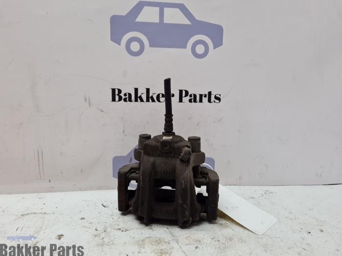 Gebrauchte Bremszange links hinten BMW 1 serie (F20) 116d 1.6 16V Efficient Dynamics Preis € 50,00 Margenregelung angeboten von Bakker Parts