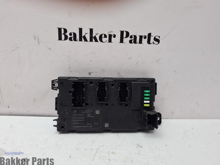 Używane Sterownik Body Control BMW 3 serie (F30) 318i 1.5 TwinPower Turbo 12V Cena € 75,00 Procedura marży oferowane przez Bakker Parts
