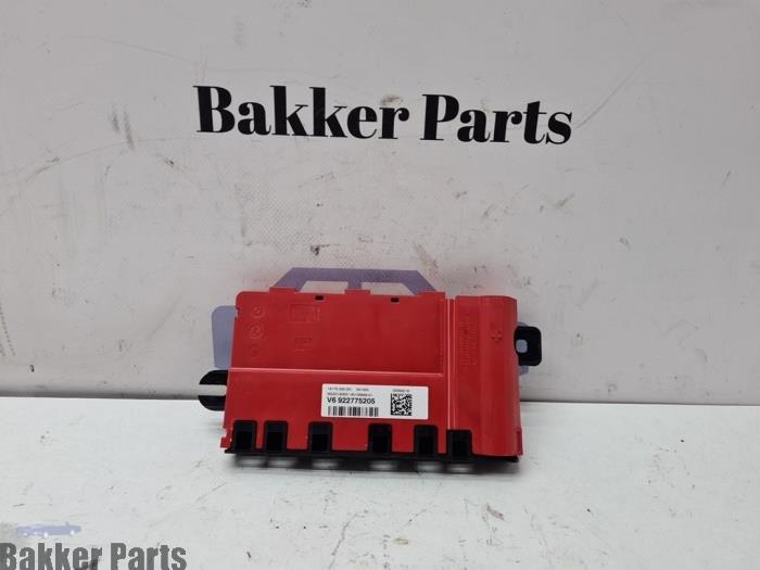 Gebrauchte Stromverteiler BMW 3 serie (F30) 318i 1.5 TwinPower Turbo 12V Preis € 20,00 Margenregelung angeboten von Bakker Parts