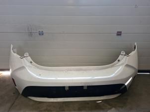 Begagnade Bakre stötfångare Toyota Corolla (E21/EA1/EH1) 1.8 16V Hybrid 140 Pris € 450,00 Marginaltabell erbjuds av Bakker Parts