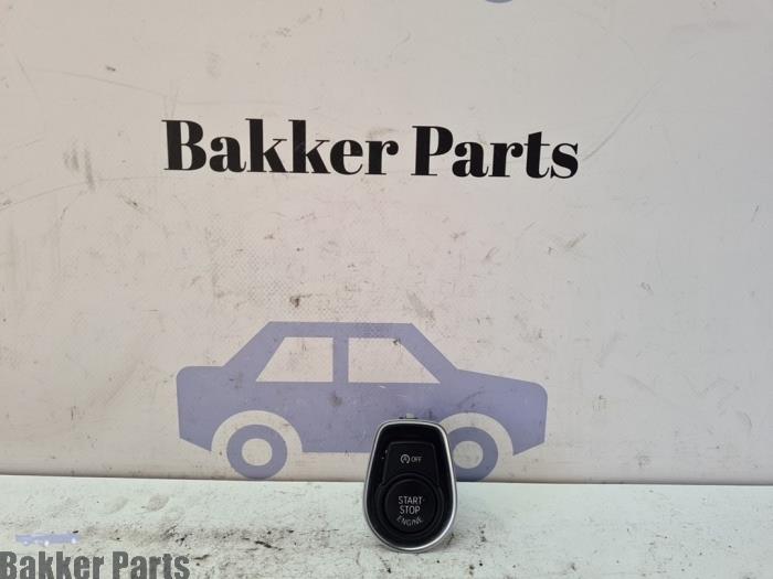 Używane Przelacznik Start/Stop BMW 3 serie (F30) 318i 1.5 TwinPower Turbo 12V Cena € 25,00 Procedura marży oferowane przez Bakker Parts