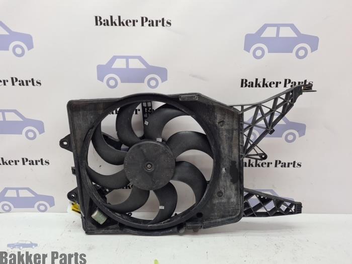 Używane Wentylator Opel Corsa D 1.3 CDTi 16V ecoFLEX Cena € 25,00 Procedura marży oferowane przez Bakker Parts