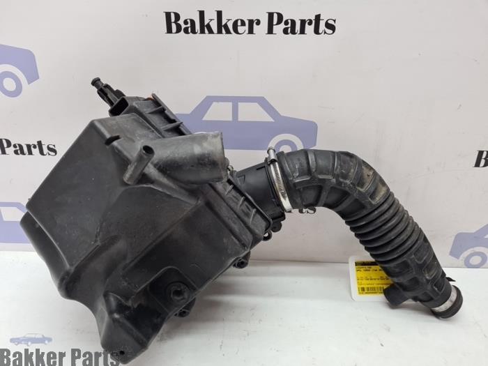 Begagnade Luftfilterhus Opel Corsa D 1.3 CDTi 16V ecoFLEX Pris € 40,00 Marginaltabell erbjuds av Bakker Parts