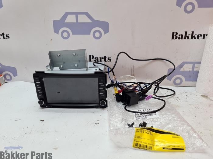 Używane System nawigacji Kia Cee'd (EDB5) 1.4 CVVT 16V Cena € 250,00 Procedura marży oferowane przez Bakker Parts
