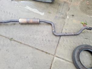 Usados Silenciador central de escape Volvo V40 (MV) 1.6 T3 GTDi 16V Precio € 75,00 Norma de margen ofrecido por Bakker Parts