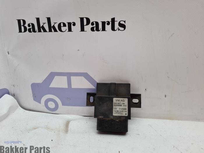 Usagé Ordinateur divers Volkswagen Golf VI (5K1) 2.0 GTD 16V Prix € 40,00 Règlement à la marge proposé par Bakker Parts
