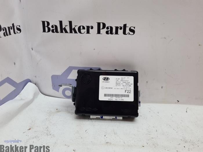 Usados Módulo PDC Hyundai i40 CW (VFC) 1.7 CRDi 16V Precio € 125,00 Norma de margen ofrecido por Bakker Parts