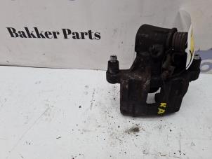 Usados Pinza de freno derecha detrás Volvo V40 (MV) 1.6 T3 GTDi 16V Precio € 50,00 Norma de margen ofrecido por Bakker Parts