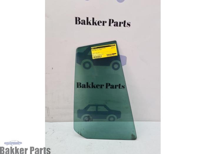 Usados Ventanilla triangular derecha detrás Ford B-Max (JK8) 1.0 EcoBoost 12V 125 Precio € 20,00 Norma de margen ofrecido por Bakker Parts