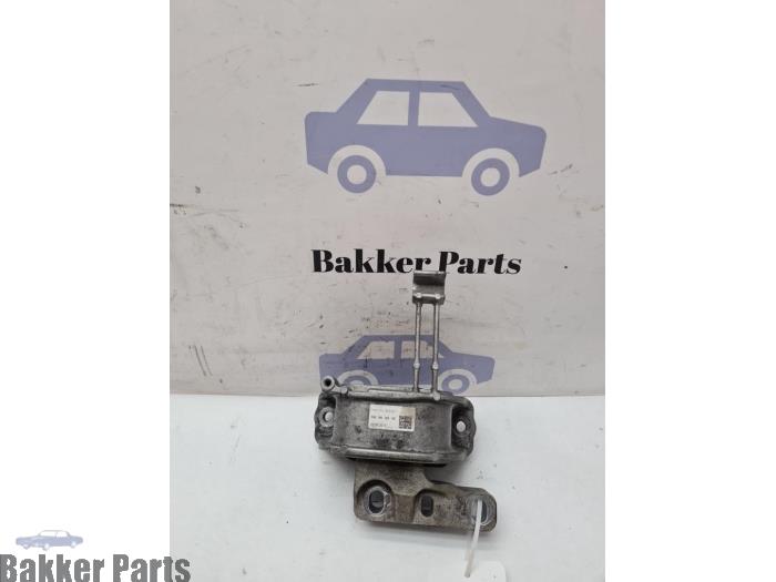Used Engine mount Audi A3 Sportback (8VA/8VF) 1.4 TFSI 16V Price € 40,00 Margin scheme offered by Bakker Parts