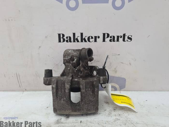 Gebrauchte Bremszange rechts hinten Ford C-Max (DXA) 1.5 Ti-VCT EcoBoost 150 16V Preis € 25,00 Margenregelung angeboten von Bakker Parts