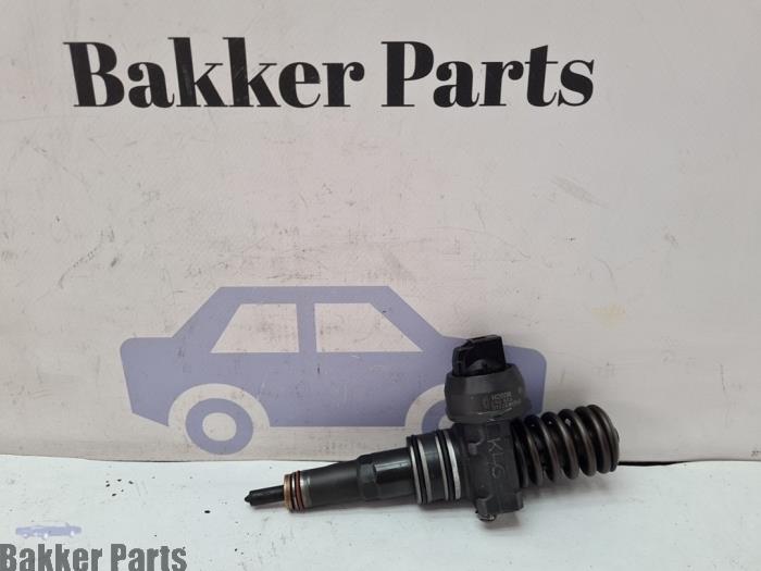 Usagé Injecteurs Volkswagen Transporter T5 2.5 TDi Prix € 130,00 Règlement à la marge proposé par Bakker Parts