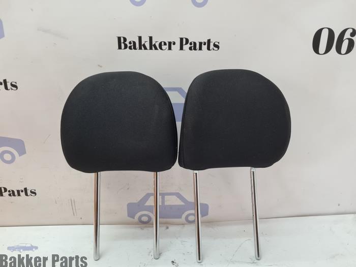 Gebrauchte Kopfstütze set Kia Picanto (JA) 1.0 12V Preis € 30,00 Margenregelung angeboten von Bakker Parts