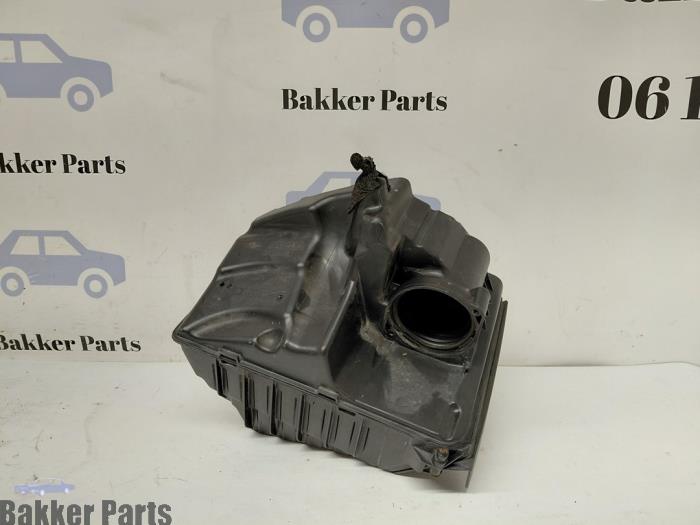 Gebrauchte Luftfiltergehäuse Renault Megane III Grandtour (KZ) 1.5 dCi 110 Preis € 30,00 Margenregelung angeboten von Bakker Parts