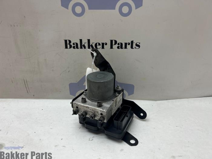 Usagé Bloc ABS Renault Kangoo Express (FW) 1.5 dCi 110 Prix € 175,00 Règlement à la marge proposé par Bakker Parts