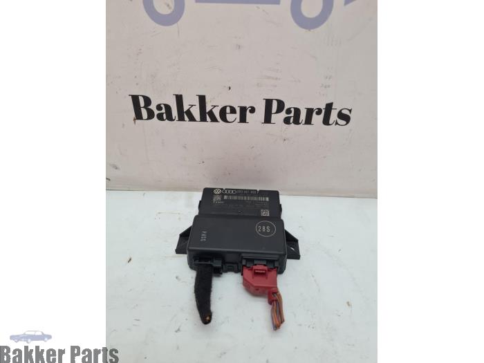 Używane Modul gateway Audi A4 Avant (B8) 2.0 TDI 16V Cena € 75,00 Procedura marży oferowane przez Bakker Parts