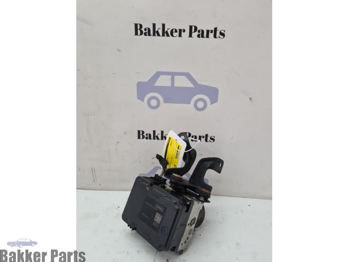 Begagnade ABS-pump Ford Fiesta 6 (JA8) 1.25 16V Pris € 125,00 Marginaltabell erbjuds av Bakker Parts