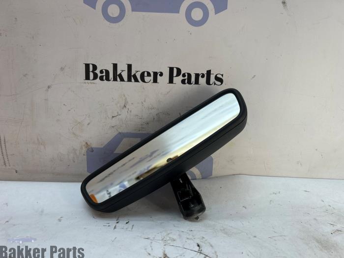 Używane Lusterko wewnetrzne BMW X3 (E83) 3.0i xDrive 24V Cena € 30,00 Procedura marży oferowane przez Bakker Parts