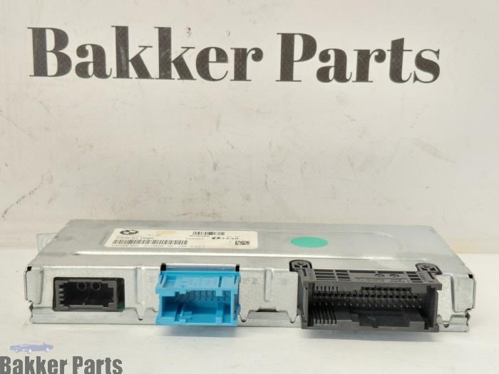 Używane Modul gateway BMW 5 serie (F10) 520d 16V Cena € 75,00 Procedura marży oferowane przez Bakker Parts