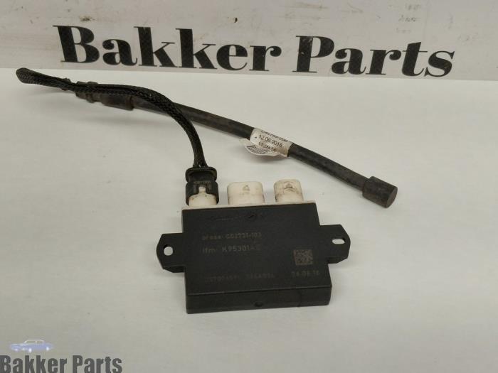 Używane Modul silnika tylnej klapy Landrover Range Rover Evoque (LVJ/LVS) 2.0 D 150 16V 5-drs. Cena € 50,00 Procedura marży oferowane przez Bakker Parts