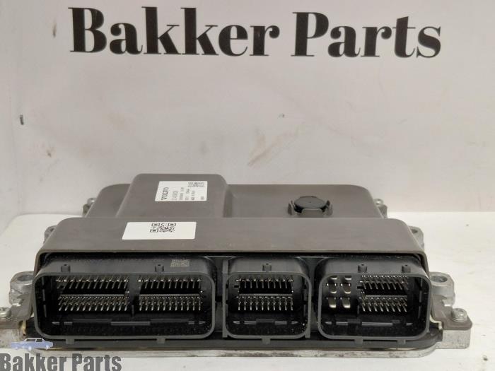 Used Engine management computer Volvo V60 II (ZW) 2.0 B4 16V Mild Hybrid Geartronic Price € 300,00 Margin scheme offered by Bakker Parts