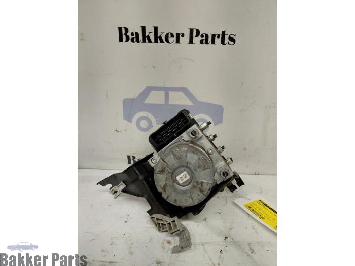 Używane Pompa ABS Suzuki Swift (ZC/ZD) 1.4 Booster Jet Sport Turbo 16V Cena € 200,00 Procedura marży oferowane przez Bakker Parts