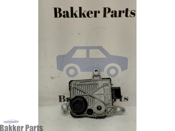 Used Automatic gearbox computer Volvo V60 II (ZW) 2.0 B4 16V Mild Hybrid Geartronic Price € 450,00 Margin scheme offered by Bakker Parts