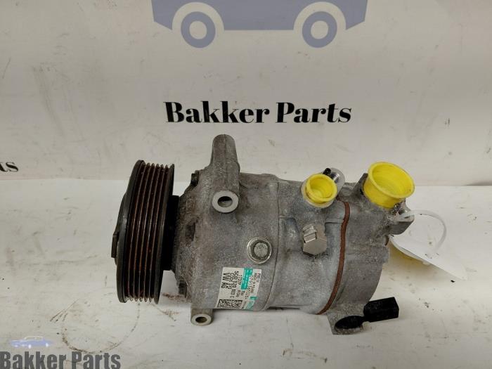 Usagé Compresseur de clim Volkswagen Golf VII (AUA) 2.0 TDI 16V Prix € 75,00 Règlement à la marge proposé par Bakker Parts