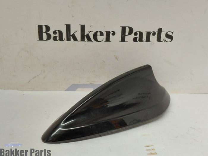 Używane Antena BMW 3 serie (F30) 328i 2.0 16V Cena € 35,00 Procedura marży oferowane przez Bakker Parts