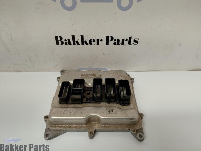 Usagé Ordinateur gestion moteur BMW 3 serie (F30) 328i 2.0 16V Prix € 275,00 Règlement à la marge proposé par Bakker Parts