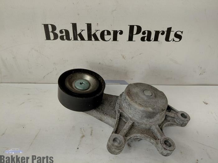 Usados Rodillo tensor correa múltiple BMW 3 serie (F30) 328i 2.0 16V Precio € 35,00 Norma de margen ofrecido por Bakker Parts