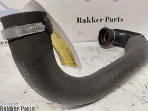 Intercooler Rohr van een Opel Astra J (PC6/PD6/PE6/PF6) 1.4 Turbo 16V 2011