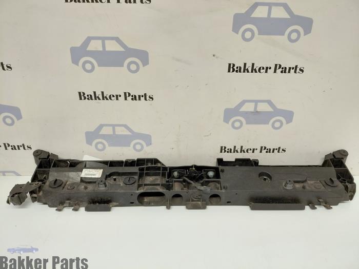 Begagnade Front Renault Clio IV (5R) 0.9 Energy TCE 90 12V Pris € 75,00 Marginaltabell erbjuds av Bakker Parts