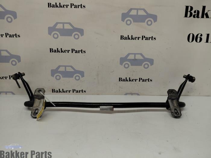 Używane Stabilizator przód Volvo V60 II (ZW) 2.0 B4 16V Mild Hybrid Geartronic Cena € 65,00 Procedura marży oferowane przez Bakker Parts