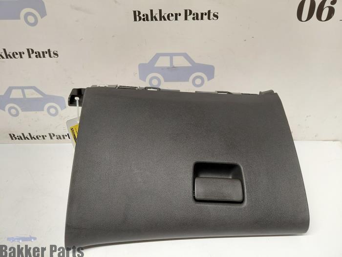 Begagnade Handskfack Opel Astra J (PC6/PD6/PE6/PF6) 1.4 Turbo 16V Pris € 35,00 Marginaltabell erbjuds av Bakker Parts