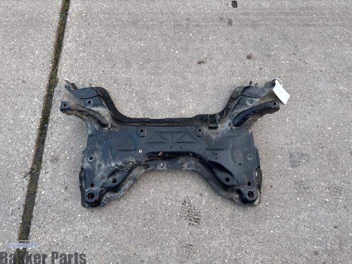 Used Subframe Peugeot Partner (GC/GF/GG/GJ/GK) 1.6 BlueHDi 100 Price € 100,00 Margin scheme offered by Bakker Parts