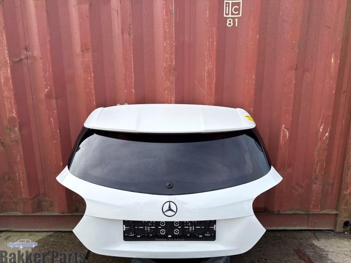 Begagnade Baklucka Mercedes A (W176) 1.6 A-200 16V Pris € 200,00 Marginaltabell erbjuds av Bakker Parts